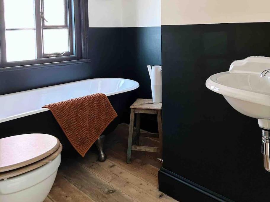 Luxury City Centre Townhouse - Sleeps 6 Chester Kültér fotó