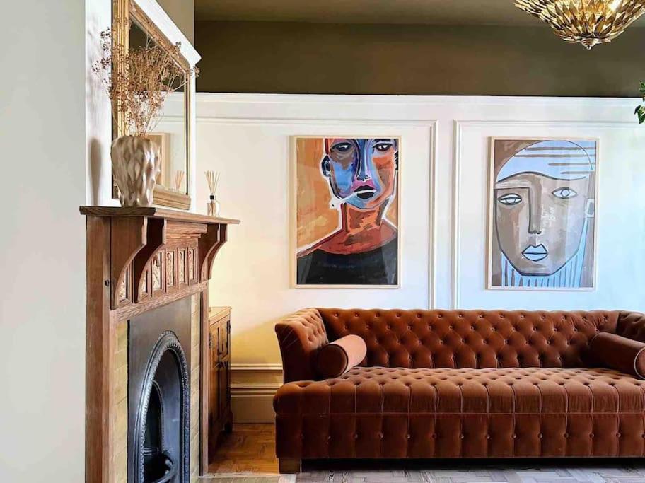 Luxury City Centre Townhouse - Sleeps 6 Chester Kültér fotó